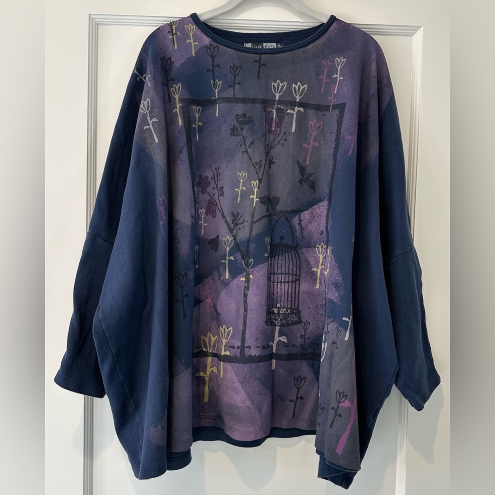 Blue Fish Palette Sweatshirt in Darkening Sky